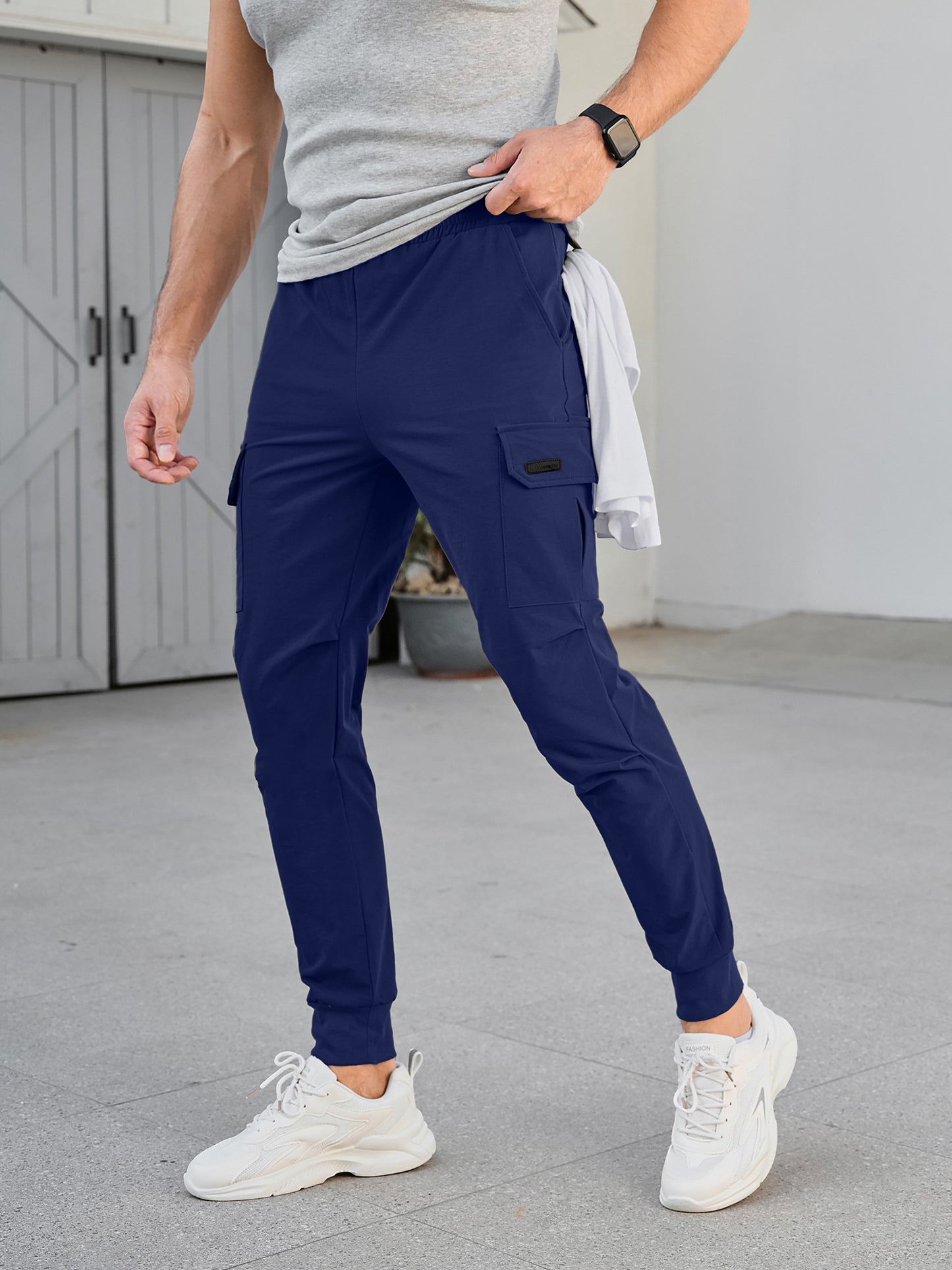 Men's Cargo Jogger Pants Stretch Sweatpants Slim Fit Tactical Pants with Zipper Pockets Casual Trousers