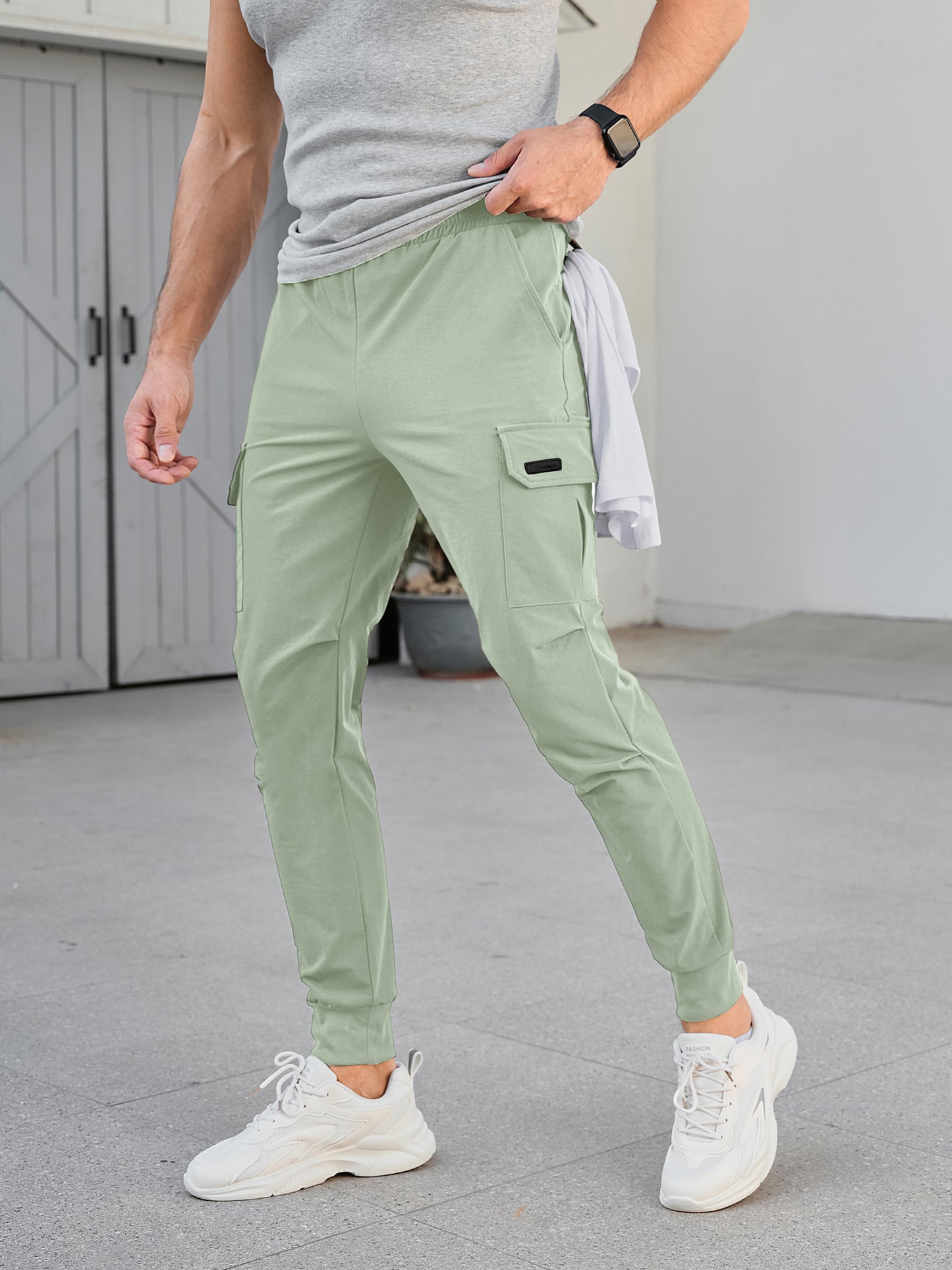 Men's Cargo Jogger Pants Stretch Sweatpants Slim Fit Tactical Pants with Zipper Pockets Casual Trousers