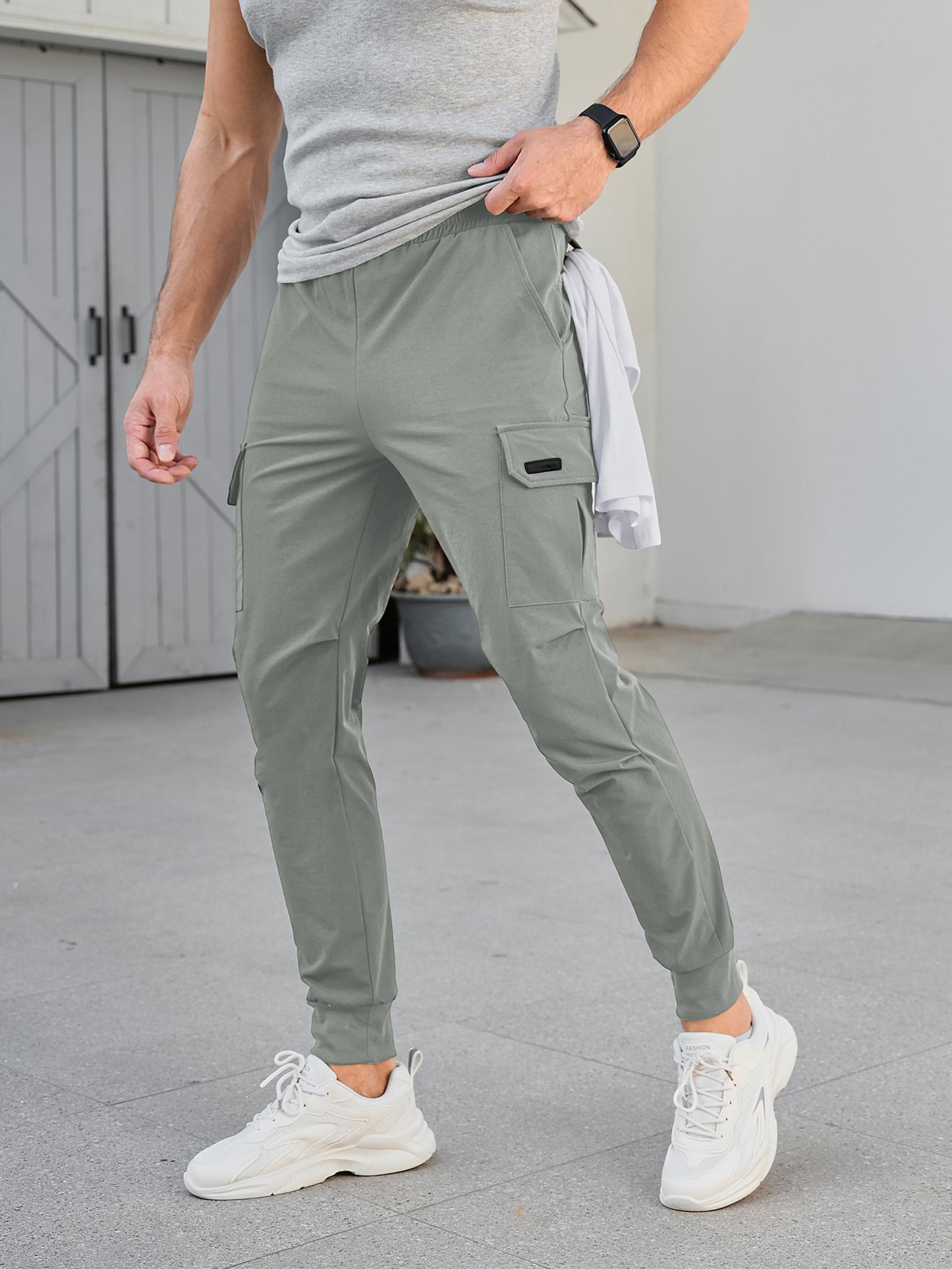 Men's Cargo Jogger Pants Stretch Sweatpants Slim Fit Tactical Pants with Zipper Pockets Casual Trousers